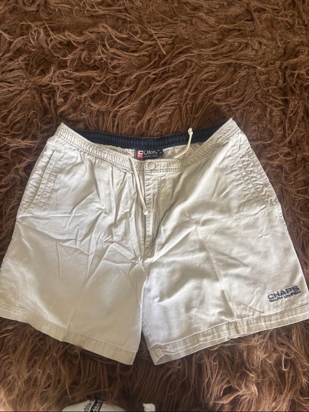 Ralph Lauren Chaps Men's Drawstring Flat Front Shorts in Light Khaki. Medium.